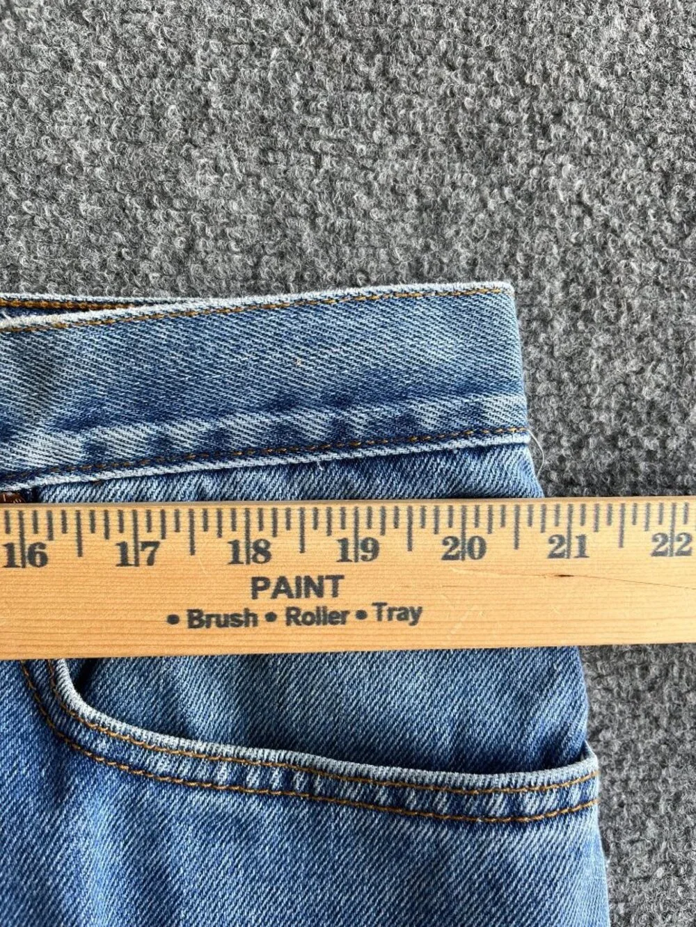 Levis 560 Comfort Fit Mens Blue Jeans 42X32 Denim